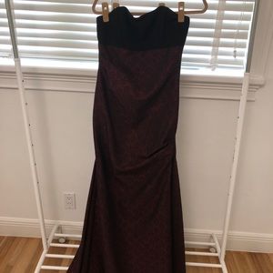 David Meister size 4 black and red gown